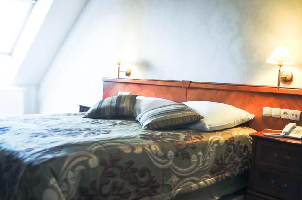 Hotel Panorama Ostrowiec Świętokrzyski Exteriör bild